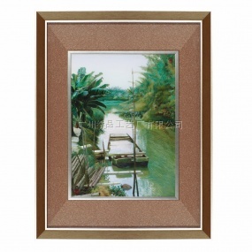 廣繡《碼頭旁的小舟》76x96cm